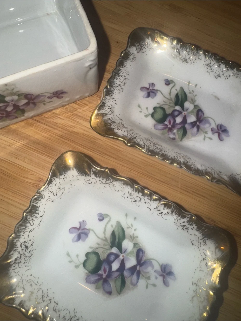Porcelain RARE Violet Floral Trinket Dish Set with Gold Trim(Butter Pat Set) !!💜